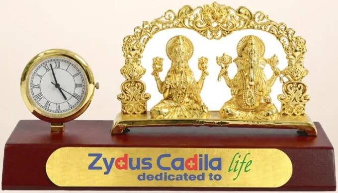 Divine Clock Desk Set